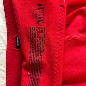 Red VS sport leggings